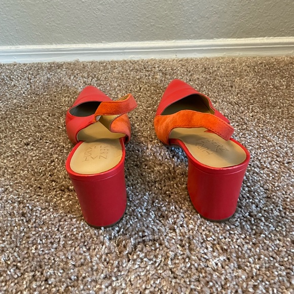 Red Leather & Suede Naturalizer's- WORN ONCE👠 - Picture 5 of 7